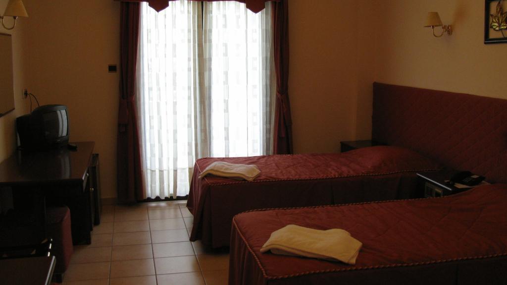 Diakonia Hotell Thessaloníki Rum bild